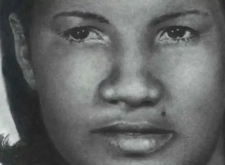 Chumleys Art Graphite Drawing - Claudino Salome